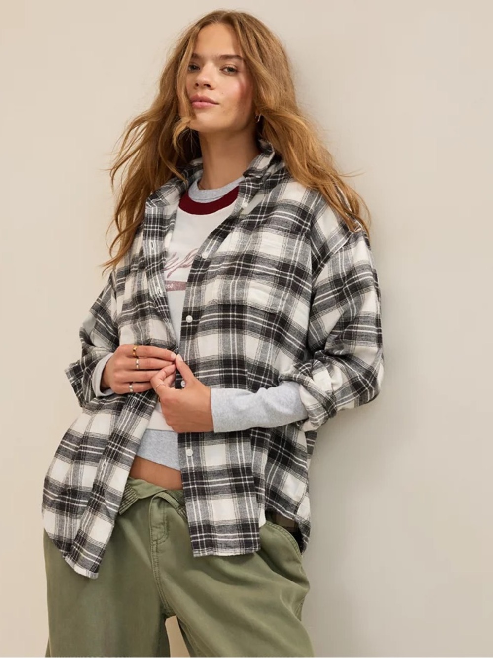 American Eagle Outfitters Black and White Plaid Button-Up Shirt